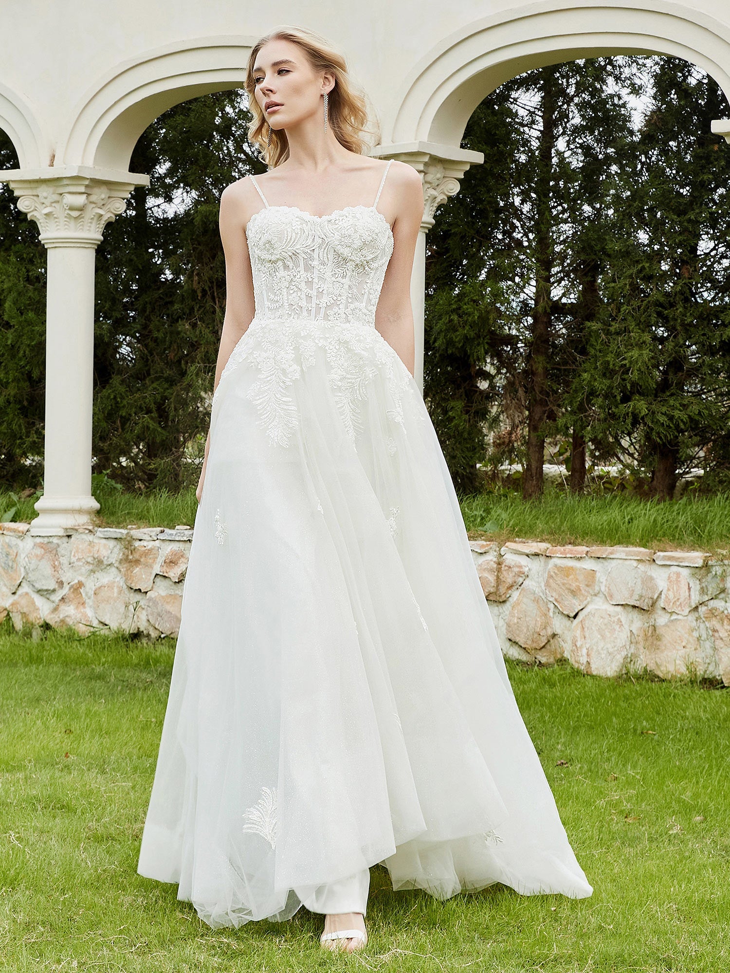 A-Linie Brautkleid mit Applikationen und Pinselschleppe – Elfenbeinfarben