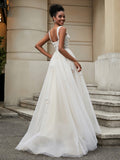 V-neck Flower Appliqued Tulle Wedding Dress As Picture Bridal Gowns Dresses