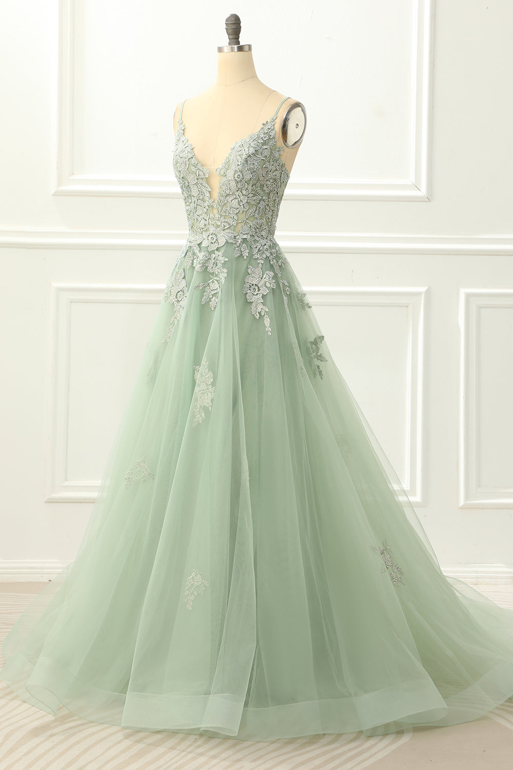 Spaghettiträger Tüll Lavendel Ballkleid mit Applikationen Formelle Abendkleider