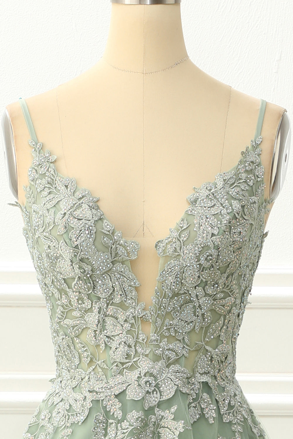 Spaghettiträger Tüll Lavendel Ballkleid mit Applikationen Formelle Abendkleider