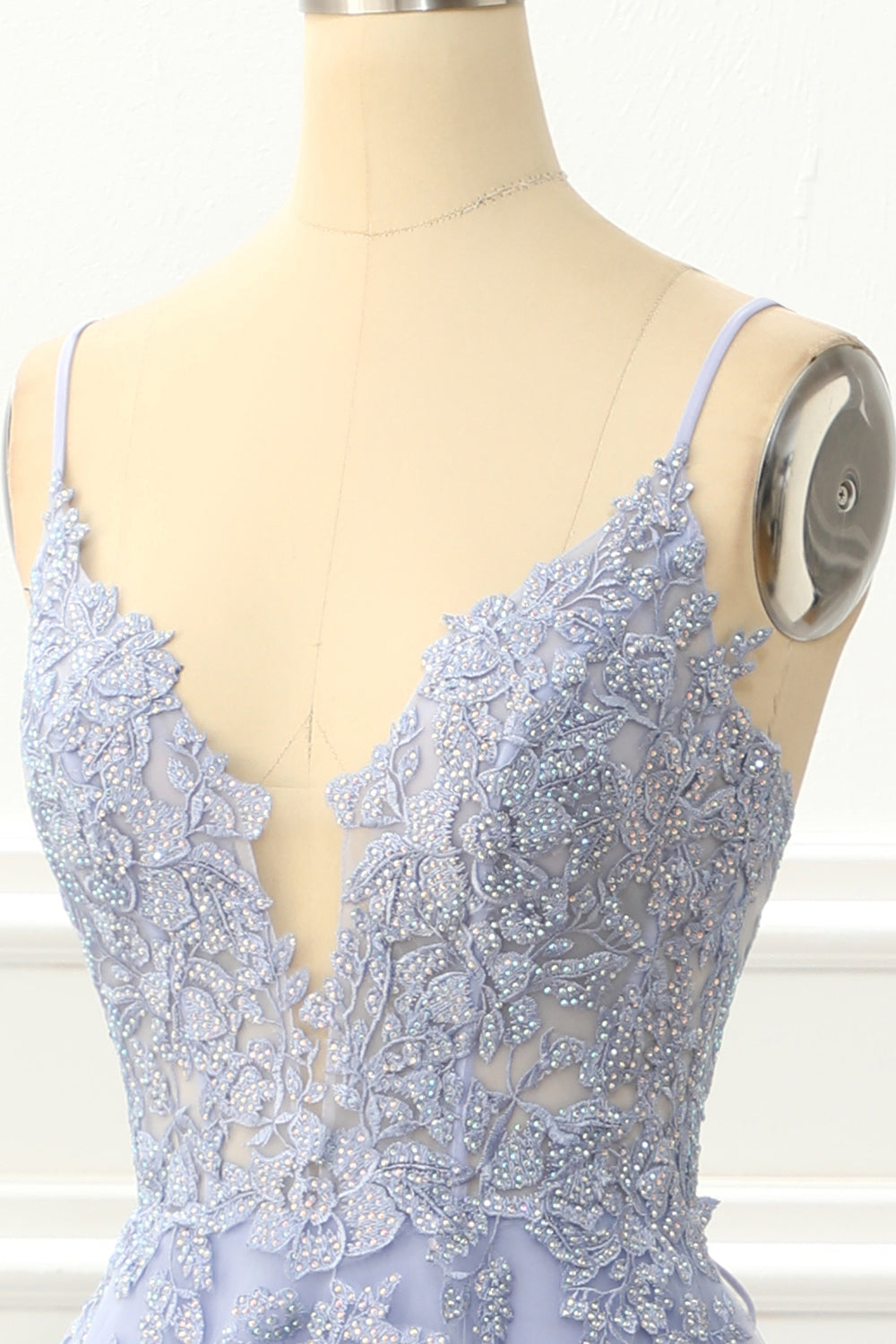 Spaghettiträger Tüll Lavendel Ballkleid mit Applikationen Formelle Abendkleider