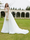 Illusion Brautkleid mit tiefem V-Ausschnitt und Spitzenmieder – Elfenbein 