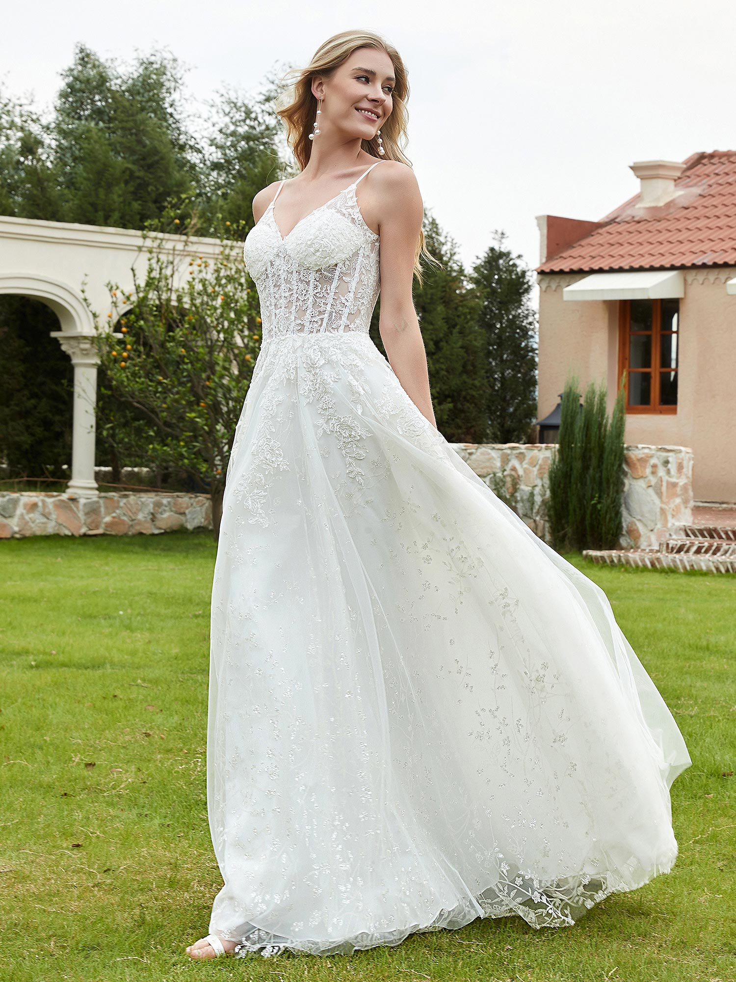 Applizierte Spaghettiträger Tüll Spitze Brautkleid Elfenbein Brautkleider Kleider