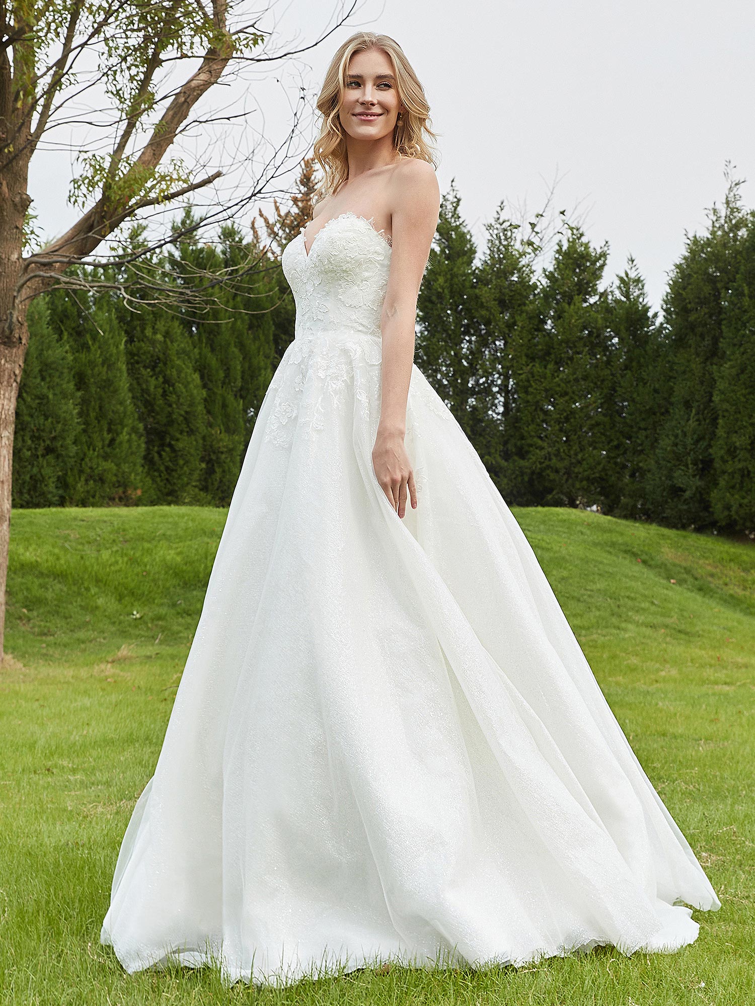 Sweetheart Lace Ruched Sweep Train Wedding Dress Ivory Bridal Gowns Dresses