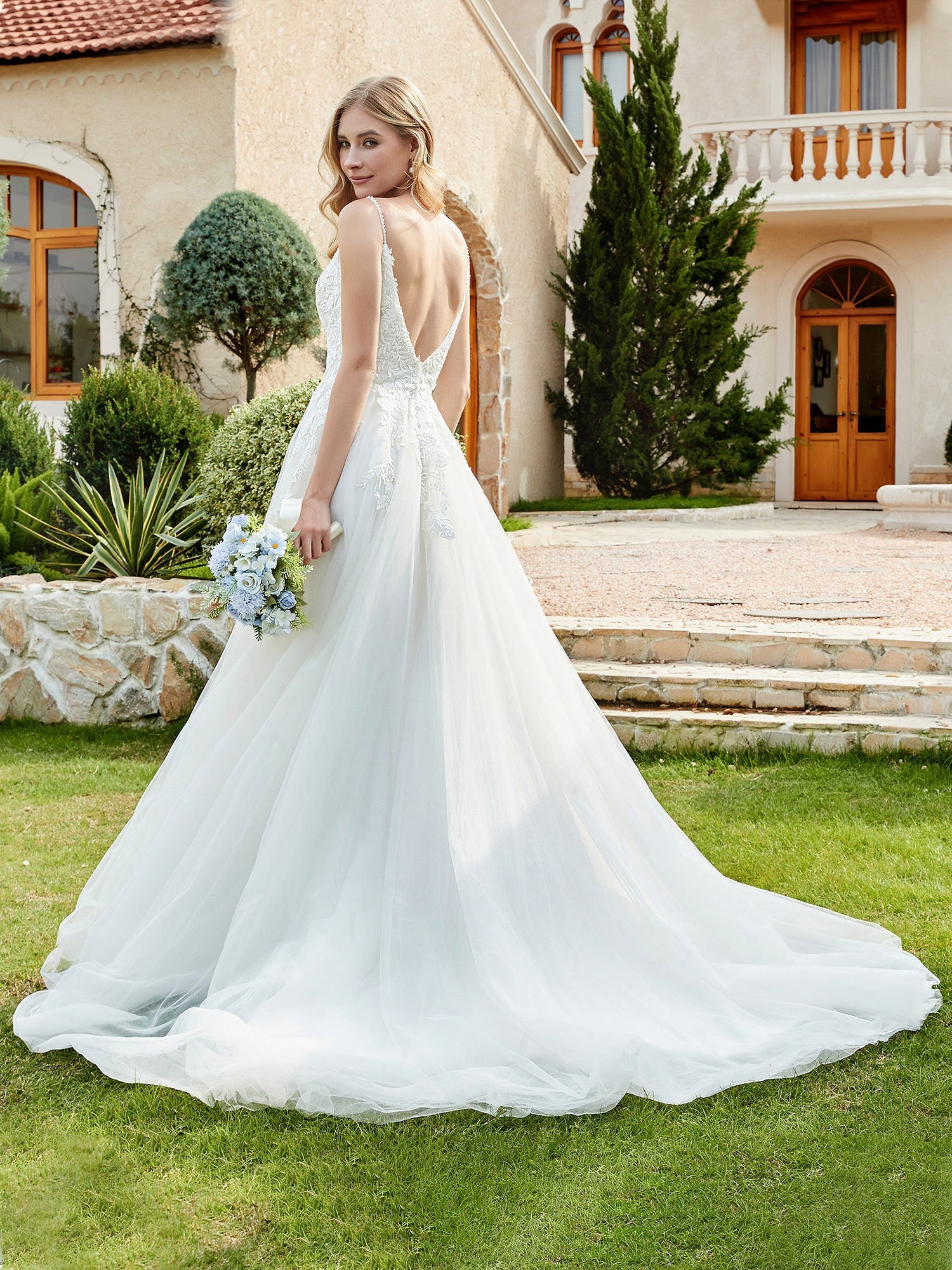 Spitze und Tüll gerüscht Kapelle Schleppe Brautkleid Elfenbein Brautkleider Kleider