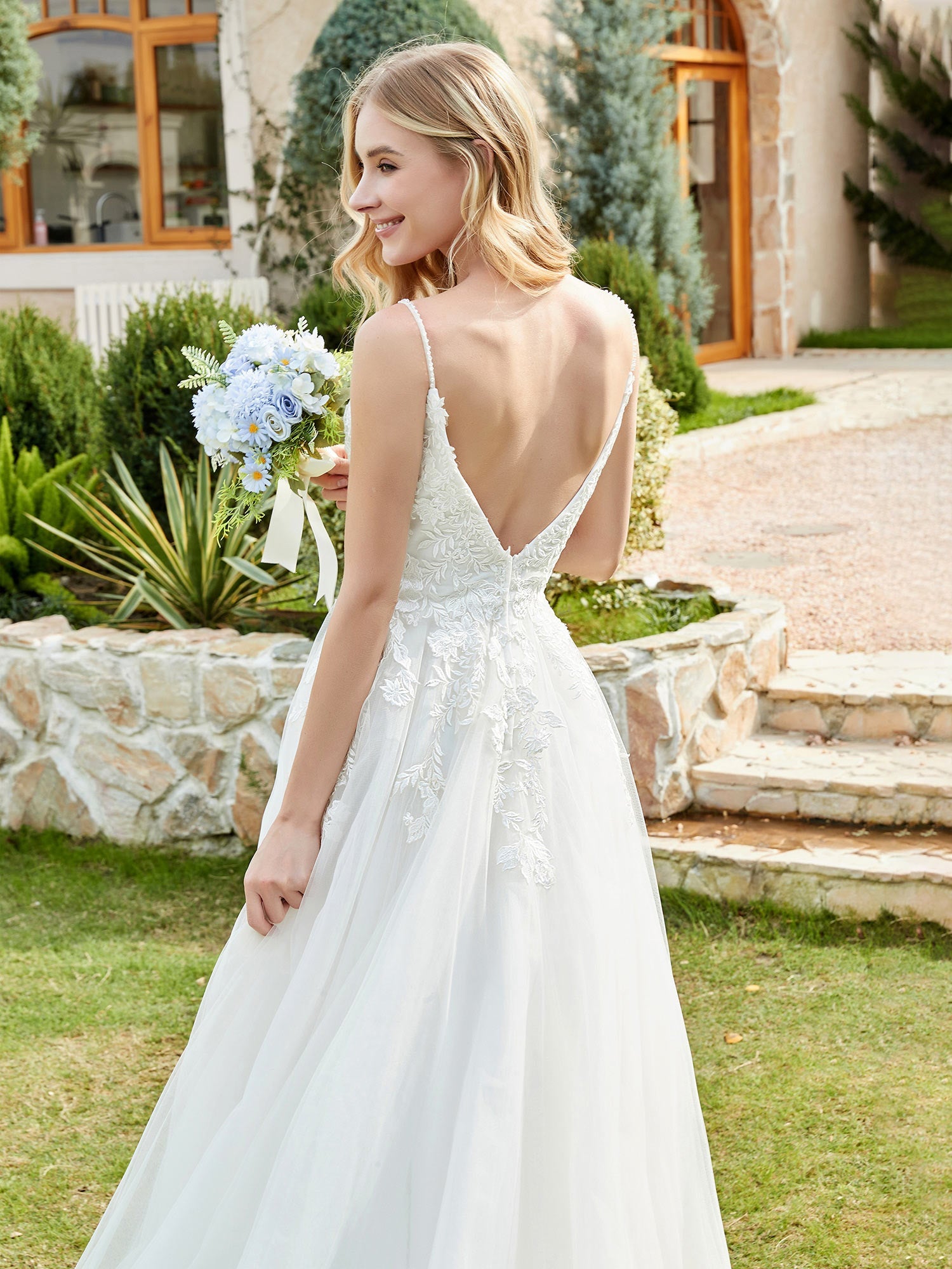 Spitze und Tüll gerüscht Kapelle Schleppe Brautkleid Elfenbein Brautkleider Kleider