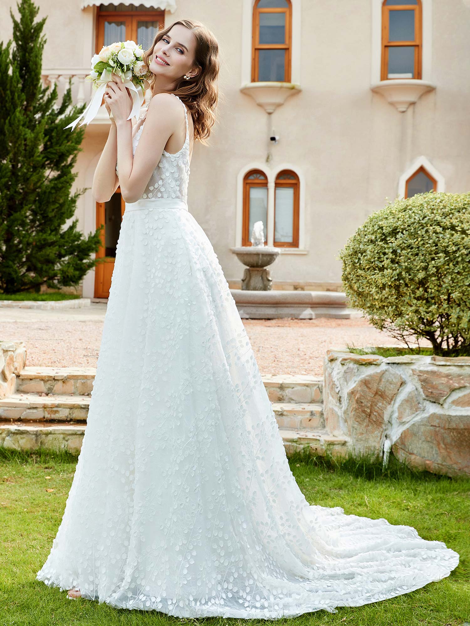 Spitzenmieder Rückenfreies Kapellenschleppe Brautkleid Elfenbein Brautkleider Kleider