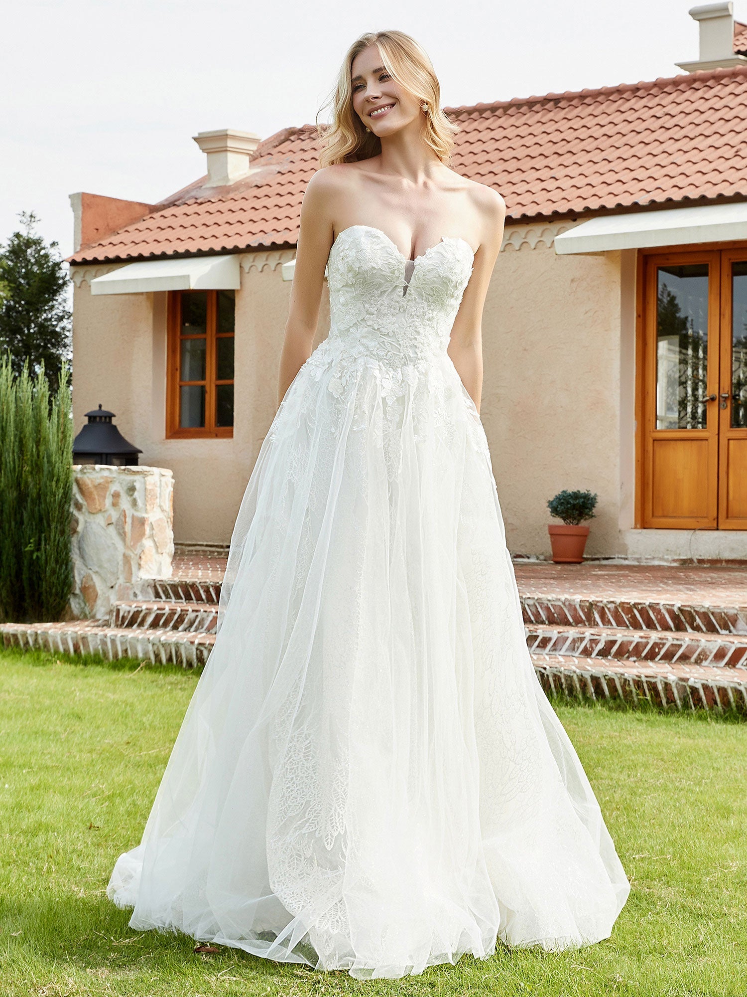 Sweetheart Lace Up Tulle A-line Wedding Dress Ivory Bridal Gowns Dresses