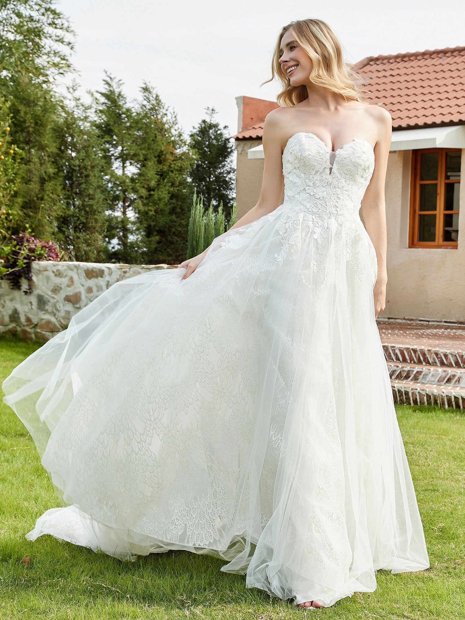 Sweetheart Lace Up Tulle A-line Wedding Dress Ivory Bridal Gowns Dresses
