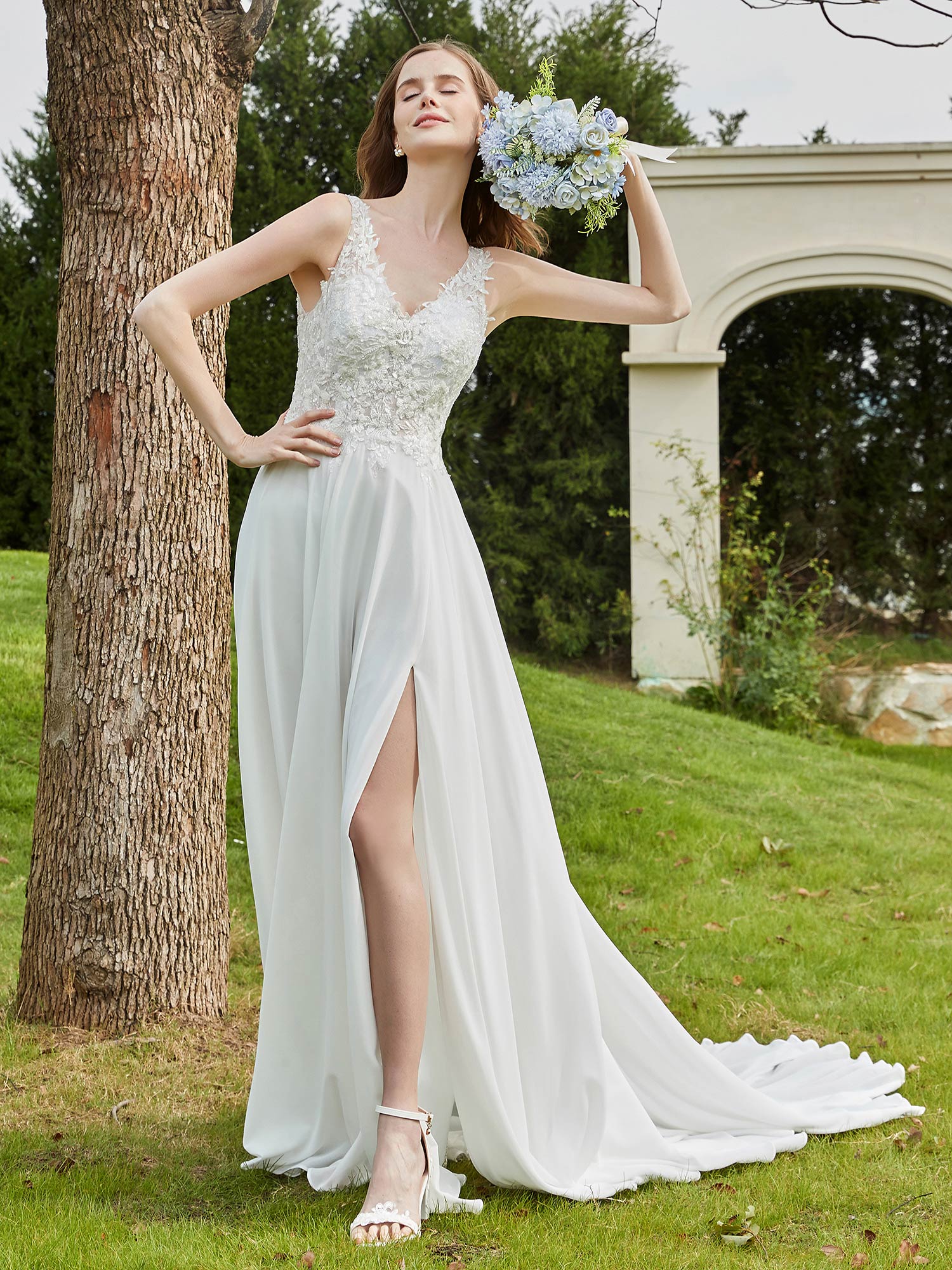 Spitze V-Ausschnitt Chiffon Brautkleid mit Schlitz Elfenbein Brautkleider Kleider