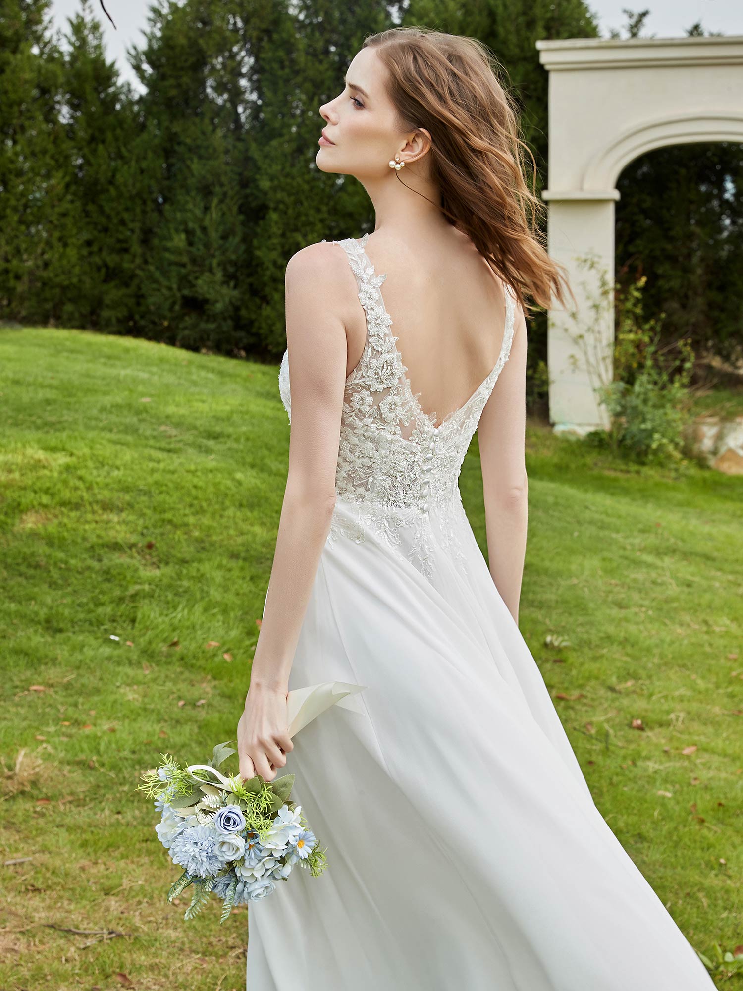 Spitze V-Ausschnitt Chiffon Brautkleid mit Schlitz Elfenbein Brautkleider Kleider