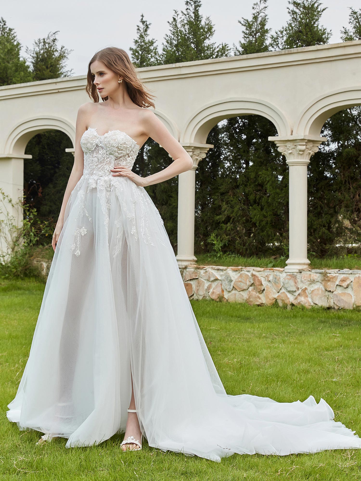 Tulle And Lace Sleeveless Wedding Dress With Slit Ivory Bridal Gowns Dresses