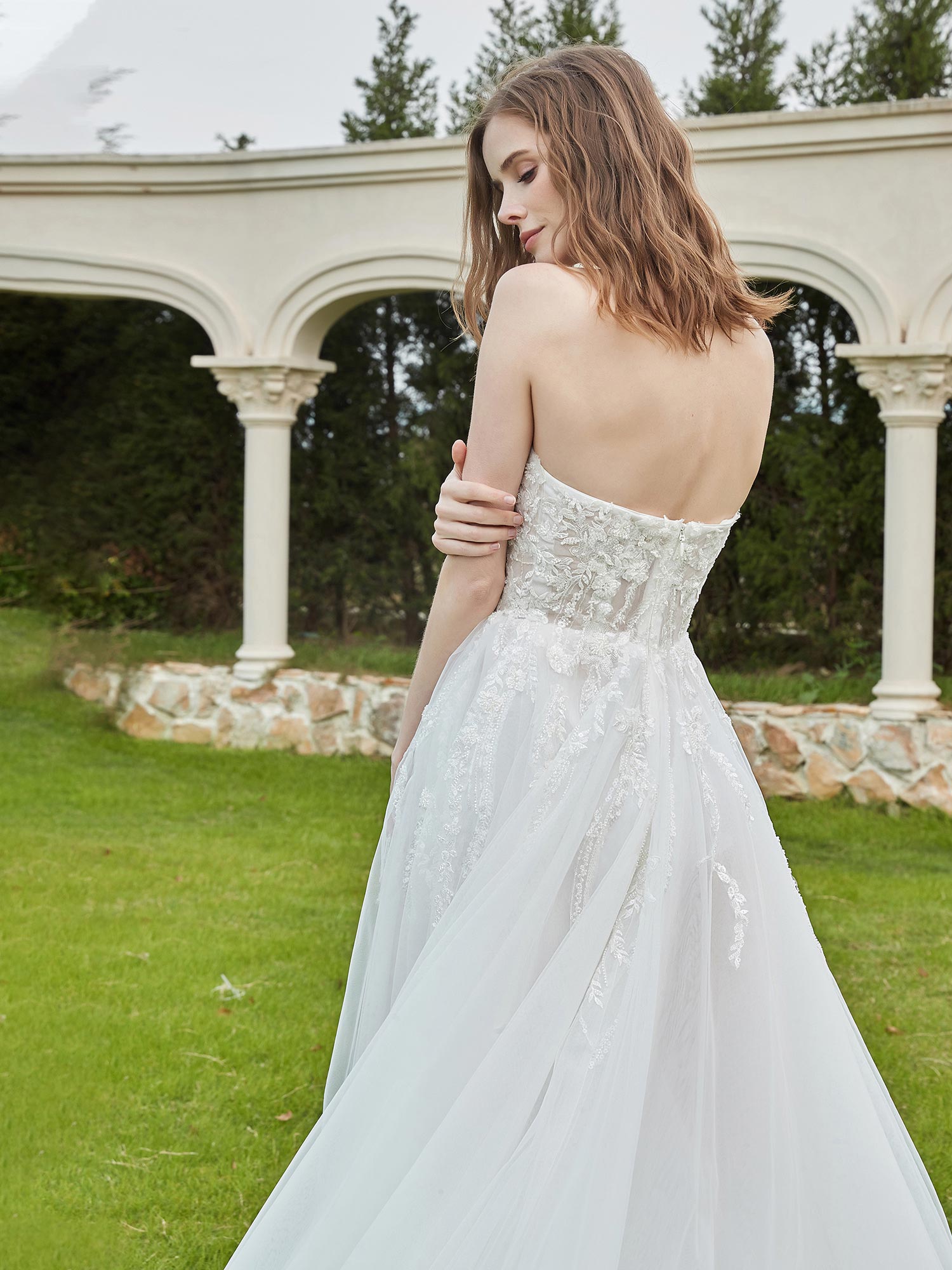 Tulle And Lace Sleeveless Wedding Dress With Slit Ivory Bridal Gowns Dresses