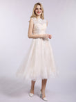 Kurzes Brautkleid mit Illusionsausschnitt und Spitze und Schleife – Champagnerfarbene Brautkleider