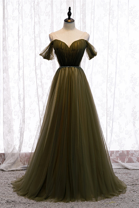 Staubiges grünes schulterfreies, plissiertes Maxi-Abendkleid mit Perlenschärpe 