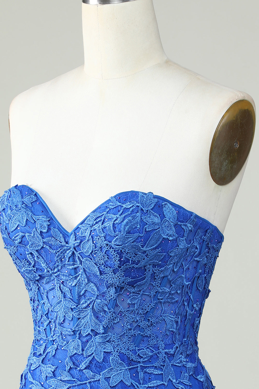 Königsblaues trägerloses, enges Homecoming-Kleid mit Applikationen