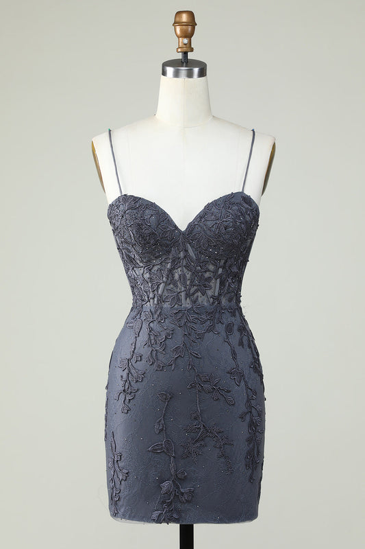 Vestido ajustado con tirantes finos y apliques para cóctel, fiesta, graduación y club.