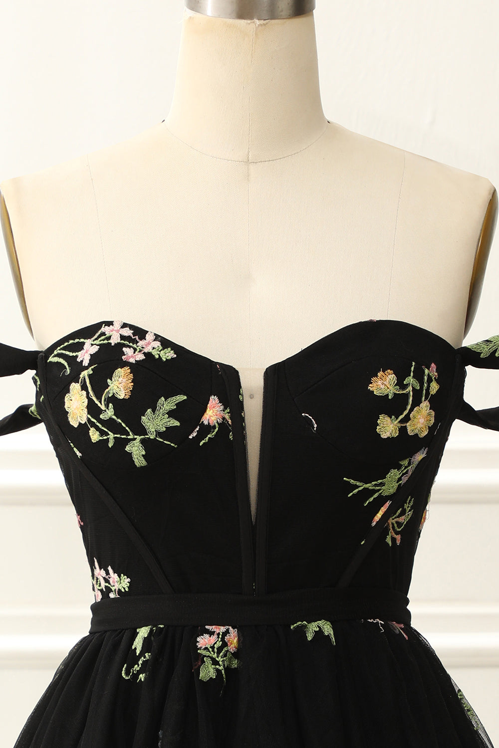 Off the Shoulder Lavender Cute Homecoming Dress with Embroidery Prom Cocktail Dresses