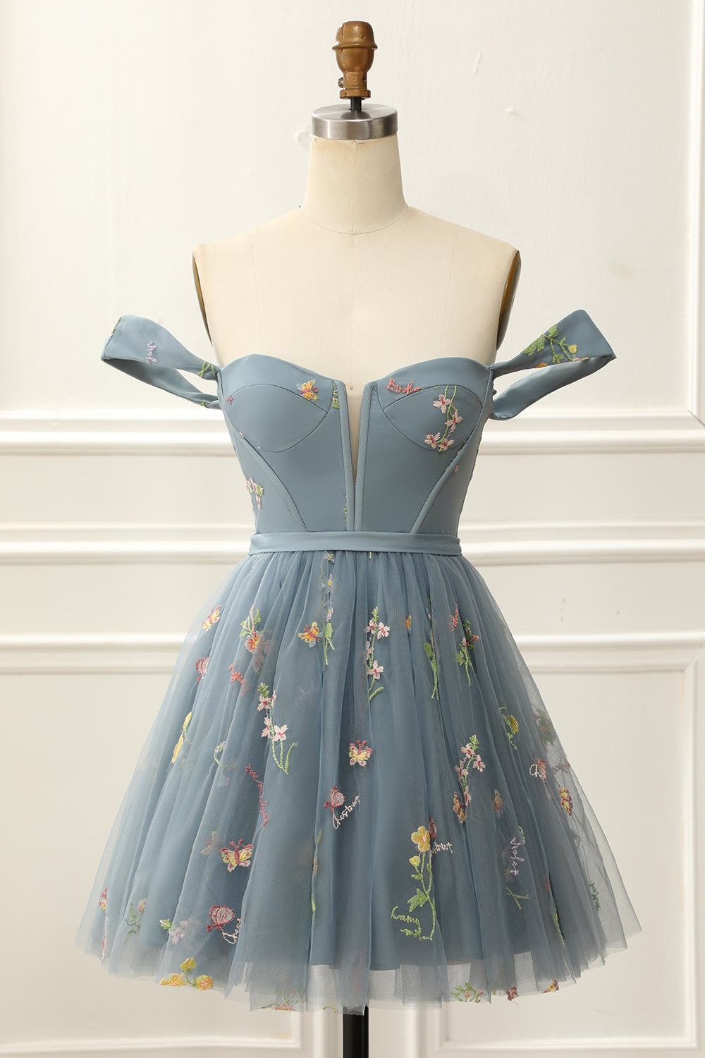 Off the Shoulder Lavender Cute Homecoming Dress with Embroidery Prom Cocktail Dresses