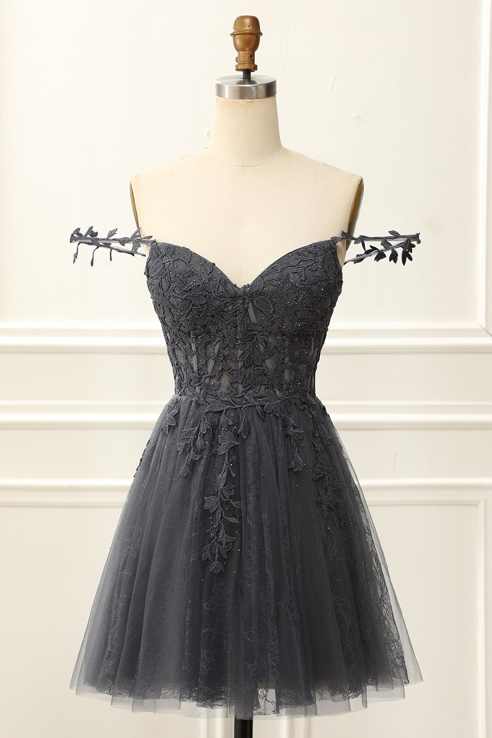 Süßes Homecoming-Kleid mit schulterfreiem Korsett und Applikationen