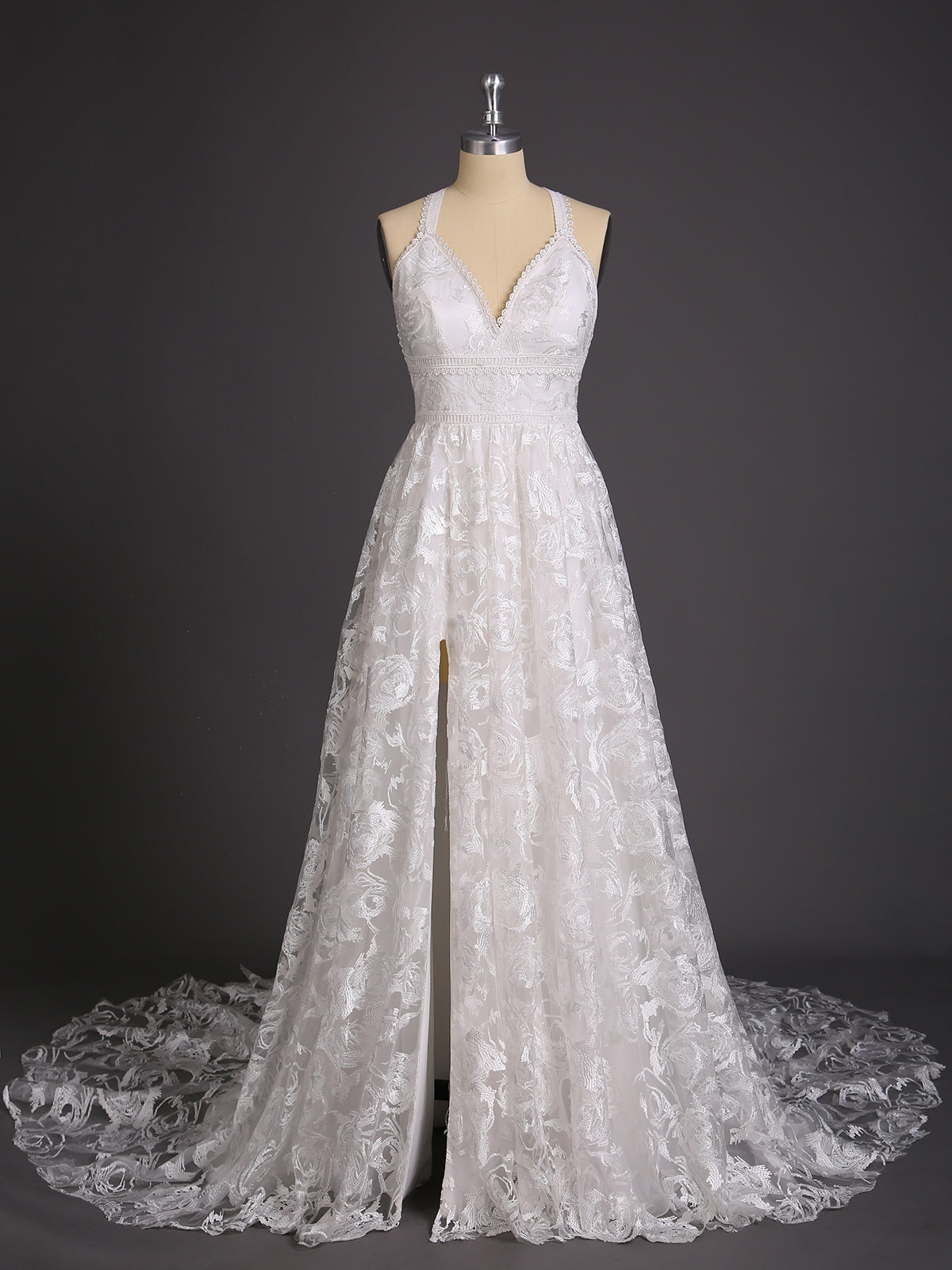 Brautkleid aus Spitze mit Schlitz und tiefem Rückenausschnitt – Elfenbeinfarben